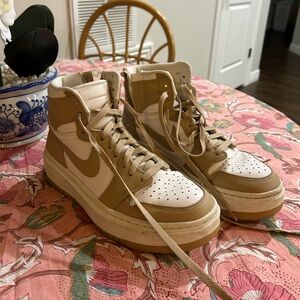 Women’s Air Jordan Elevate 1 - special ordered 🤎